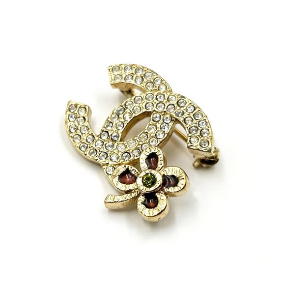 Chanel Small Gold CC Crystal Red Corner Flower Small Brooch - Picture 2 of 3